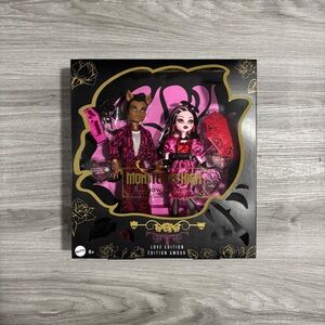 Monster High Howliday Love Edition Clawd and Draculaura New In Box